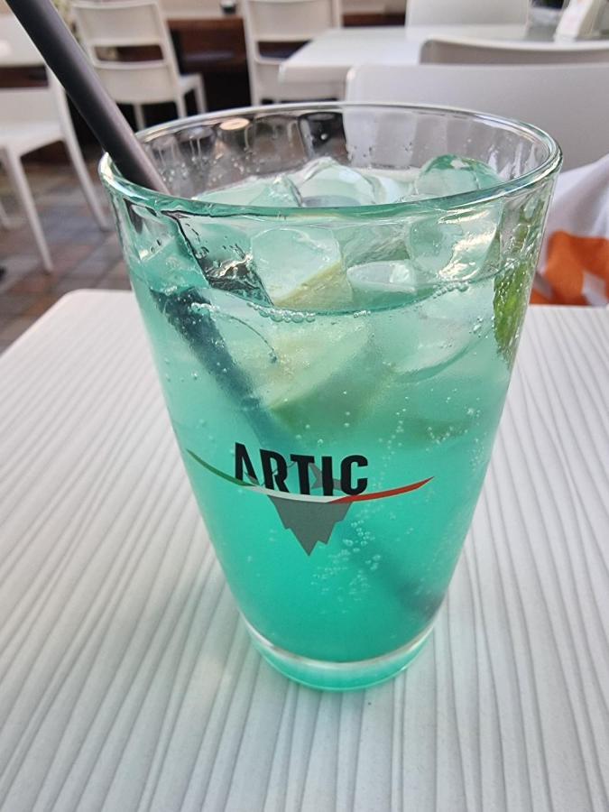 奥切德酒店 利尼亚诺萨比亚多罗 外观 照片